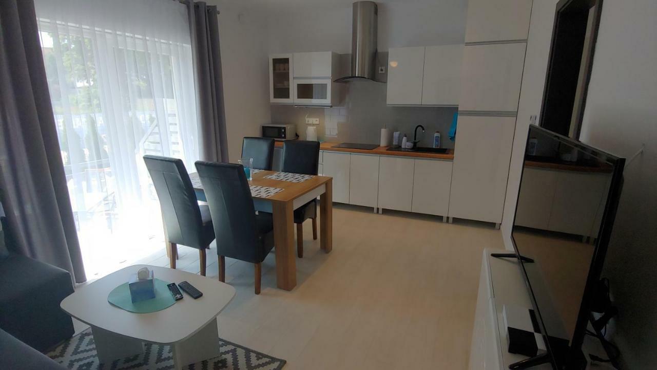 Apartamenty Dzemejra - Jumeirah Ujście-Darłowskie Exterior photo